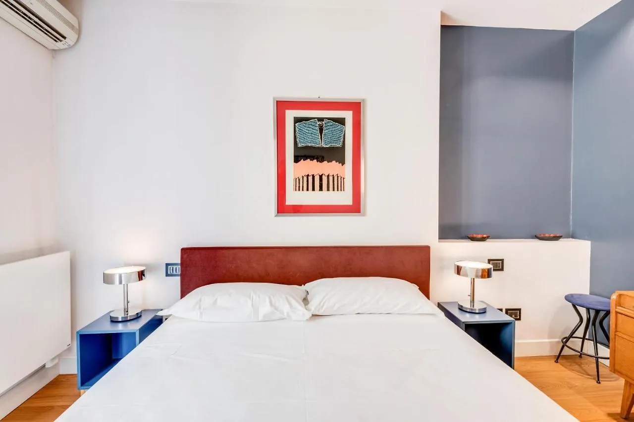 Piazza Santa Croce Design Apartment With Balcony Florence