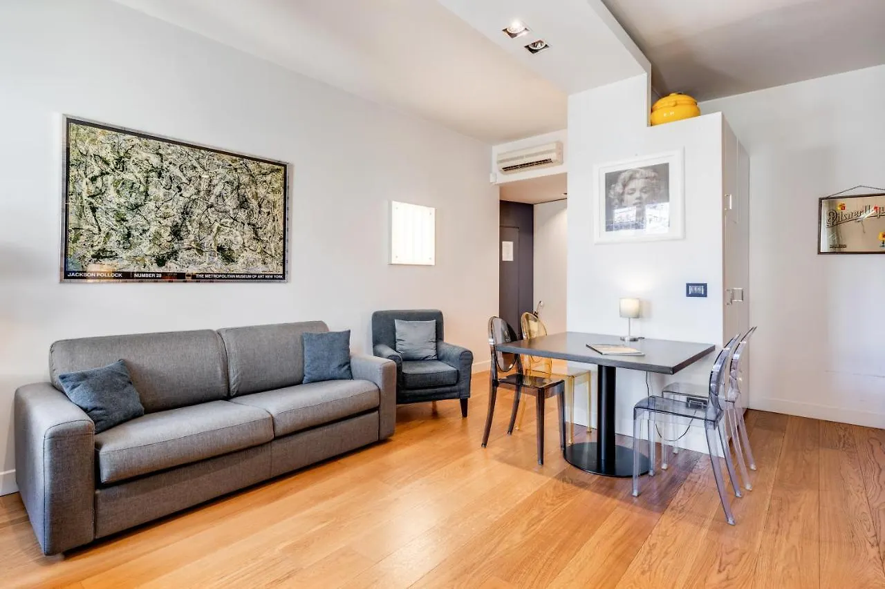 Piazza Santa Croce Design Apartment With Balcony Florenz 0*,  Italien